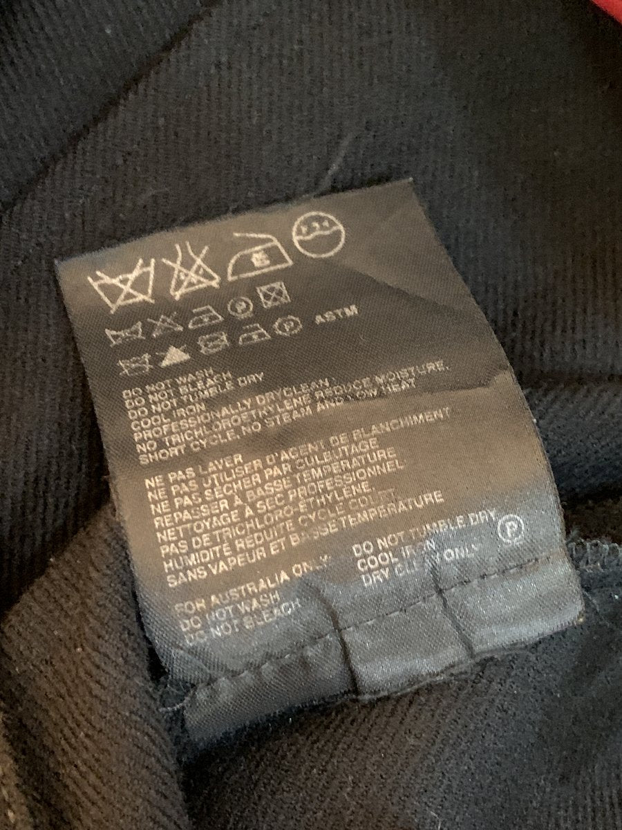 Prada wool skirt size. 44 black color