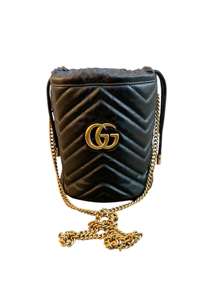 Gucci borsa a secchiello Marmont colore nera - AgeVintage