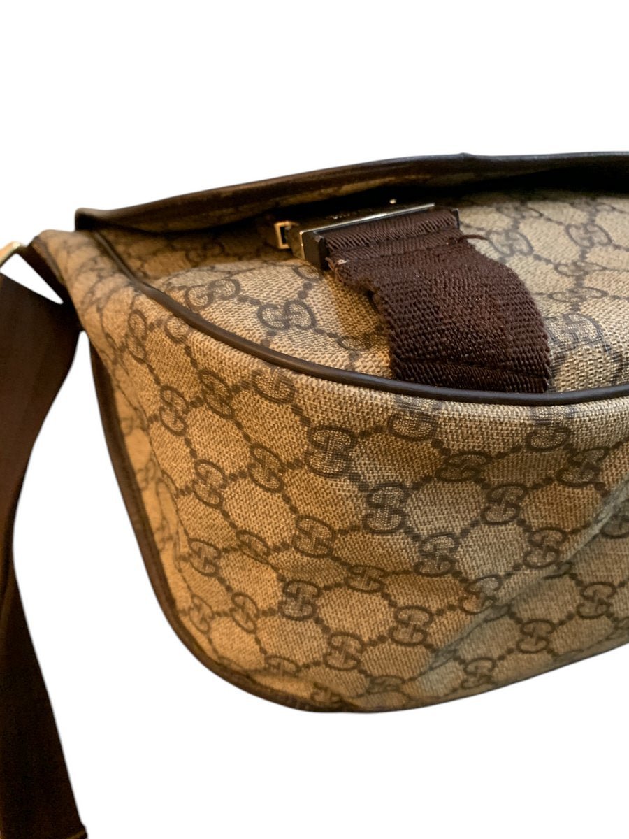 Gucci cartella tracolla in tela GG supreme colore mearrone - AgeVintage