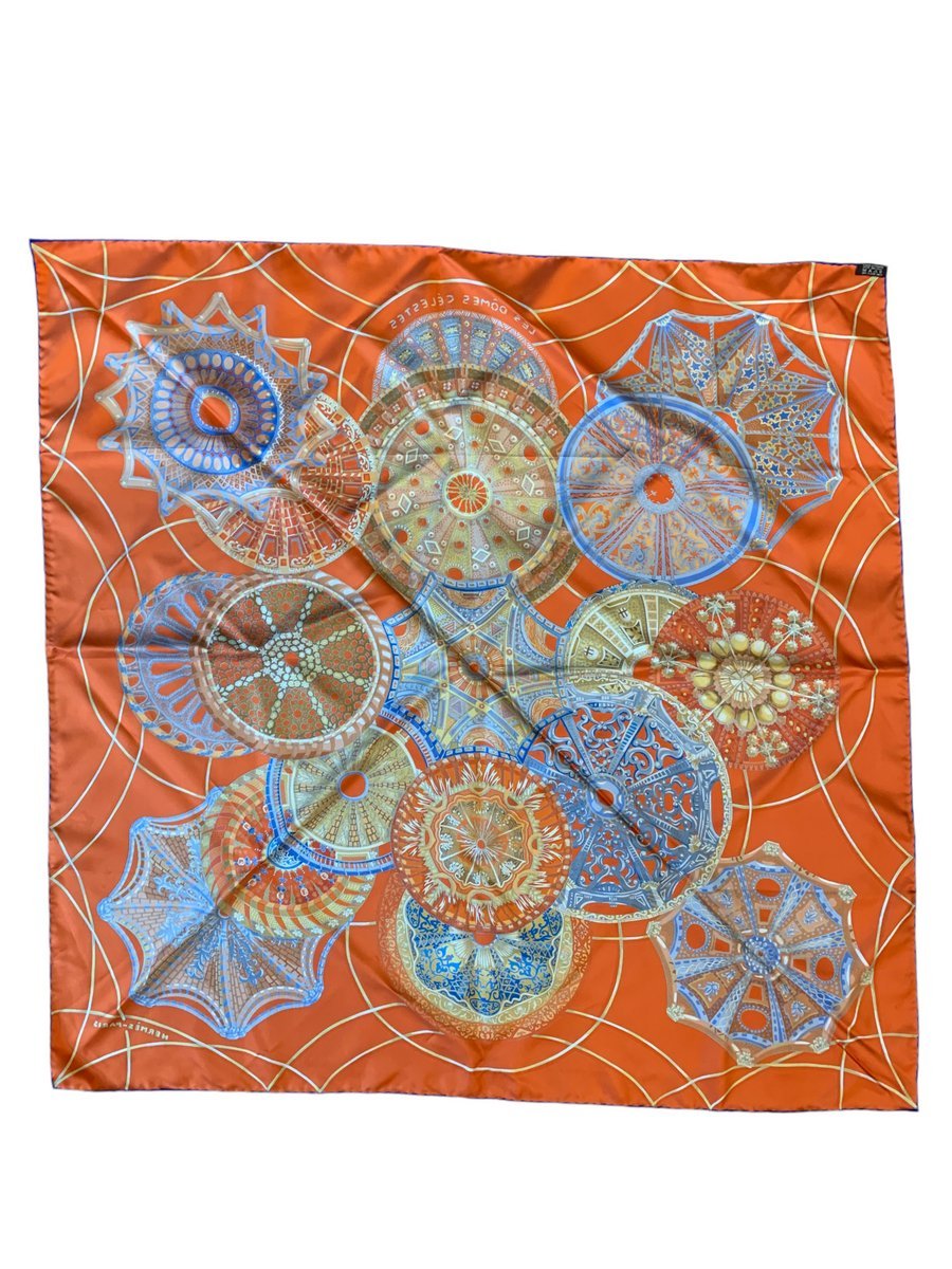 Hermes Foulard modello "Les Domes Celestes" seta arancione - AgeVintage