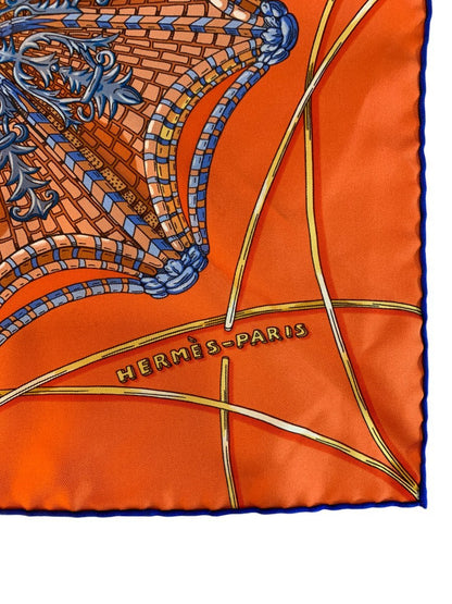 Hermes Foulard modello "Les Domes Celestes" seta arancione - AgeVintage