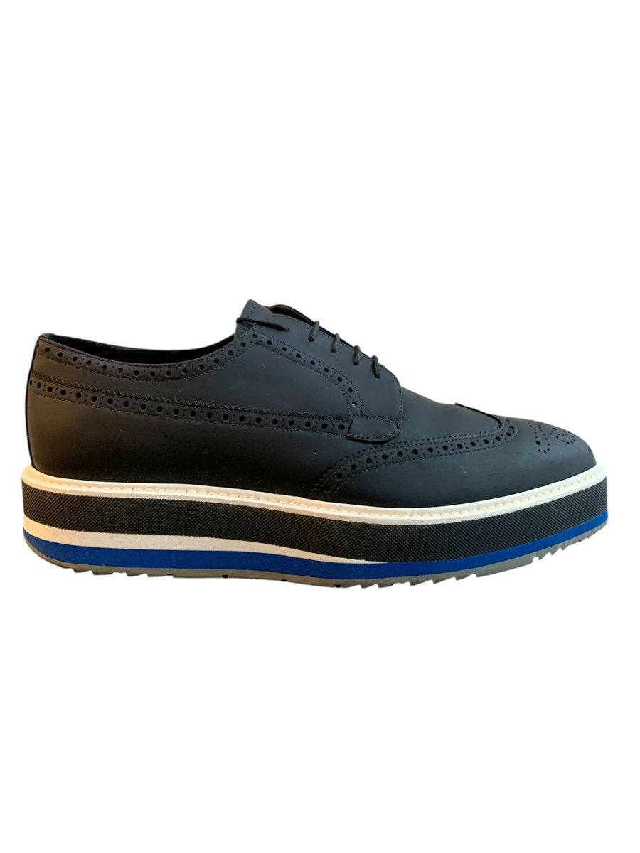 Prada scarpe derby 2EG015 in pelle colore nero - AgeVintage